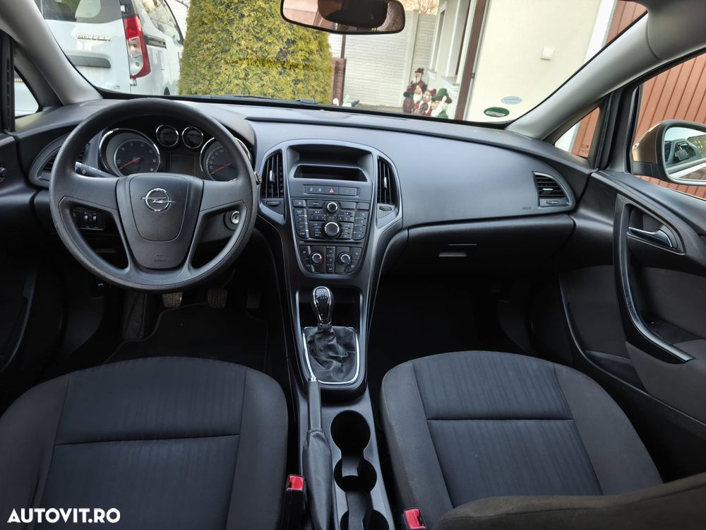 Opel Astra 1.6 CDTI DPF ecoFLEX TourerStart/Stop ENERGY - 4