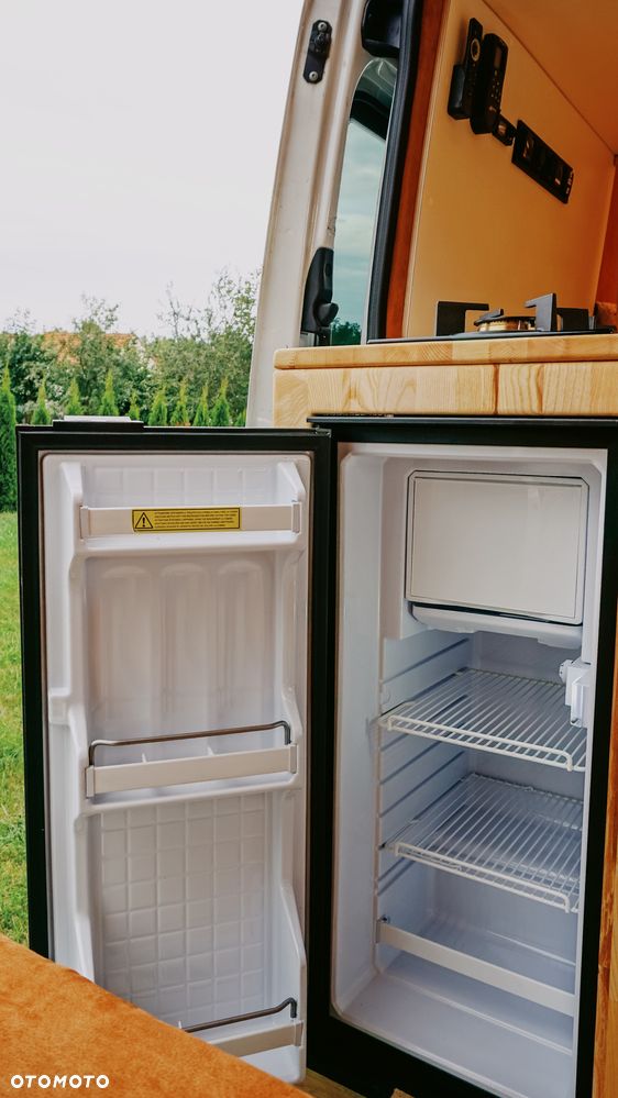 Mercedes-Benz Sprinter 907.235 - 8