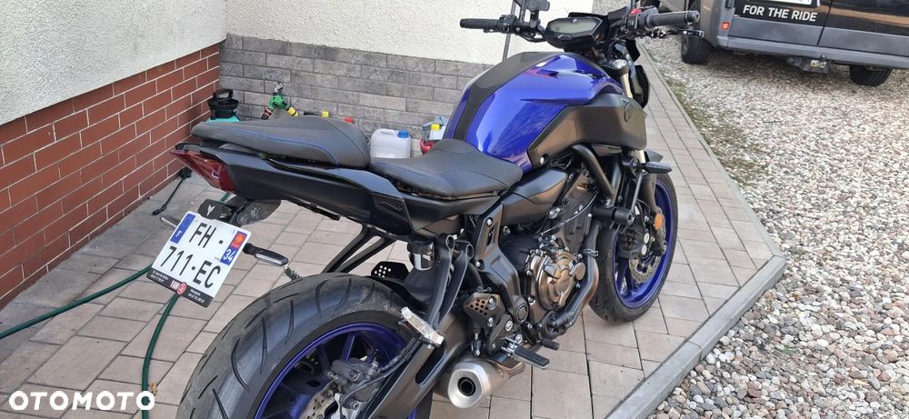 Yamaha MT - 8