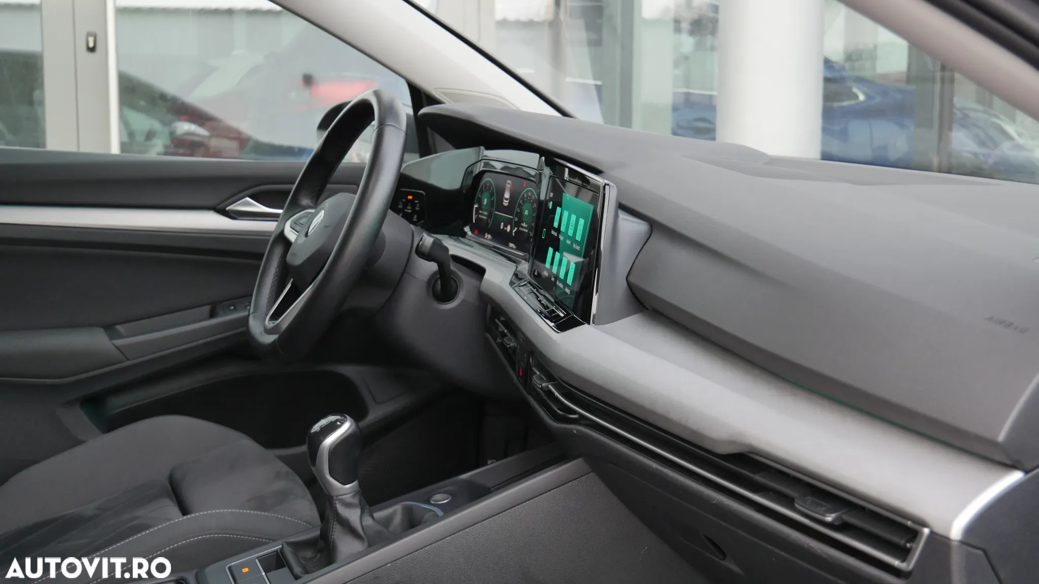 Volkswagen Golf - 5