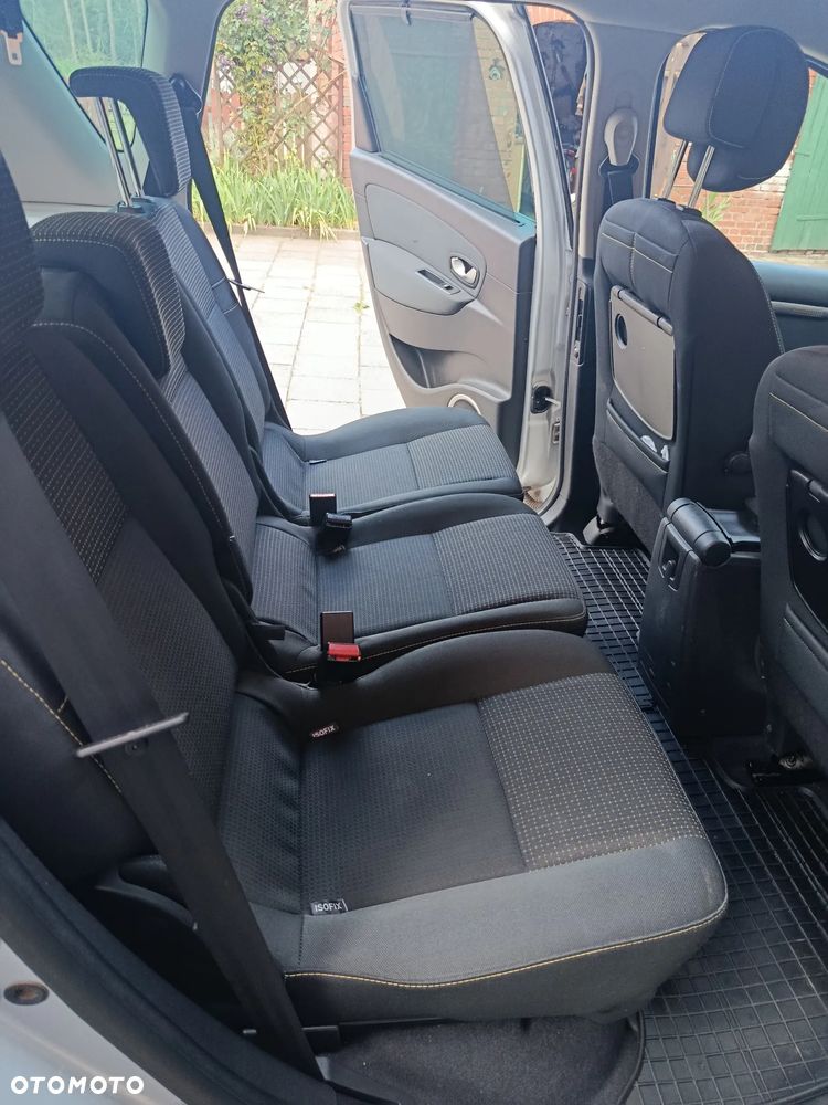 Renault Scenic 1.6 16V Authentique - 11