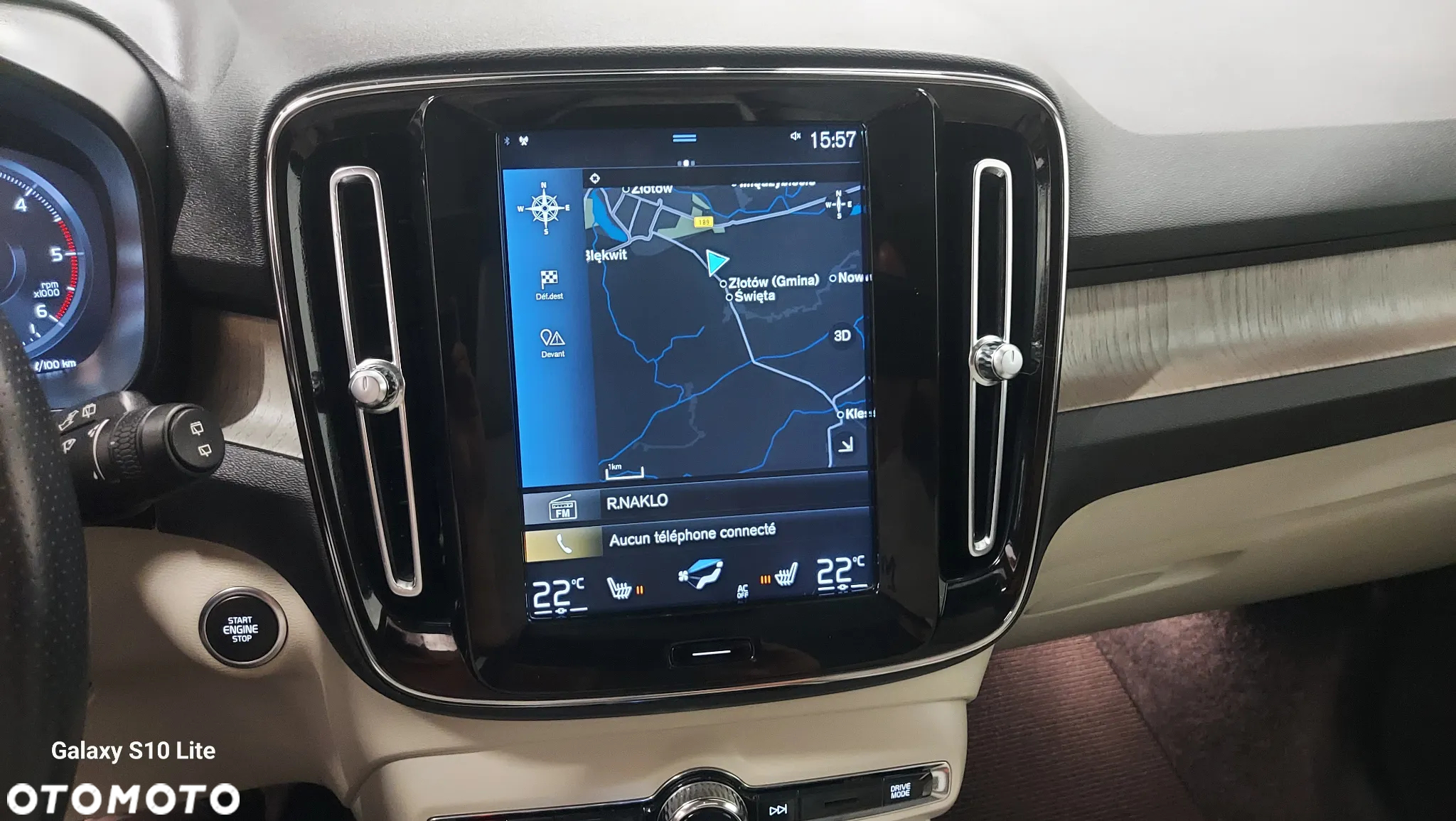 Volvo XC 40 D4 AWD Geartronic R-Design - 29