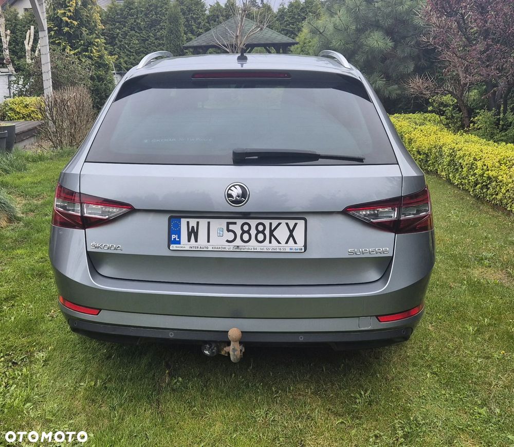 Skoda Superb 2.0 TDI Ambition - 5