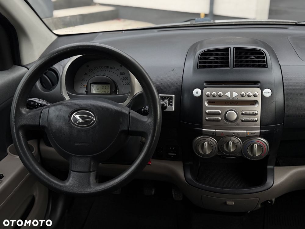 Daihatsu Sirion 1.0 CooLine - 7
