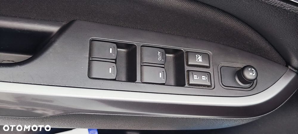 Suzuki Vitara 1.0 Boosterjet Comfort 2WD - 12