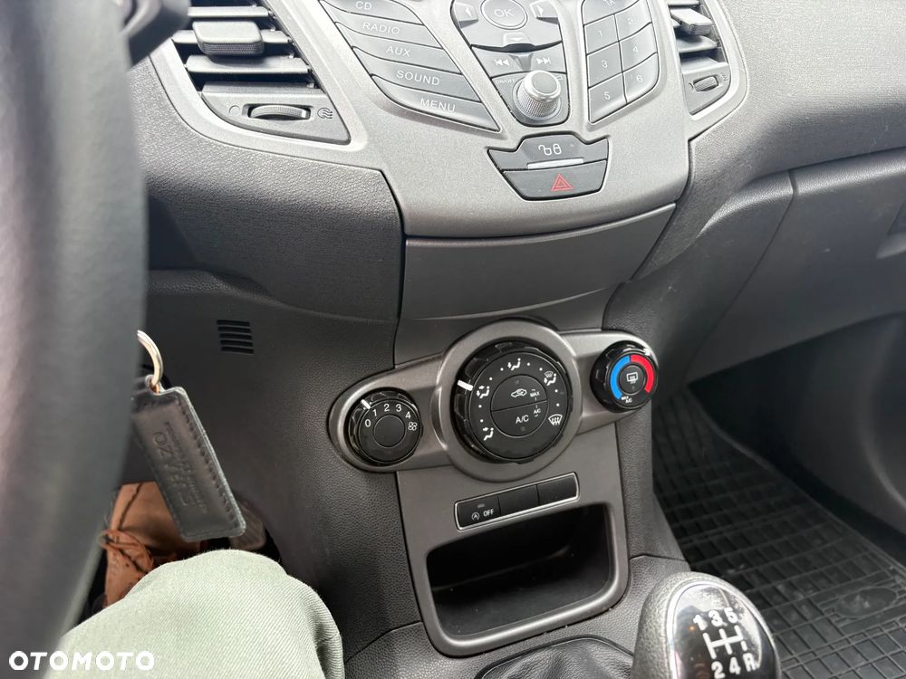Ford Fiesta - 5
