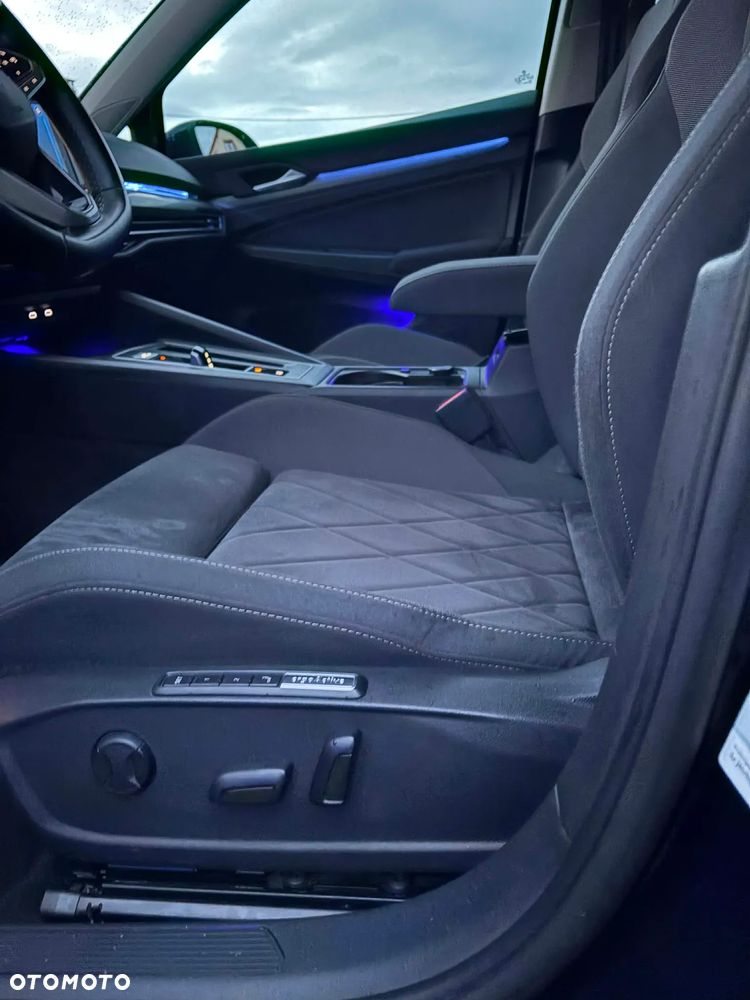 Volkswagen Golf - 21