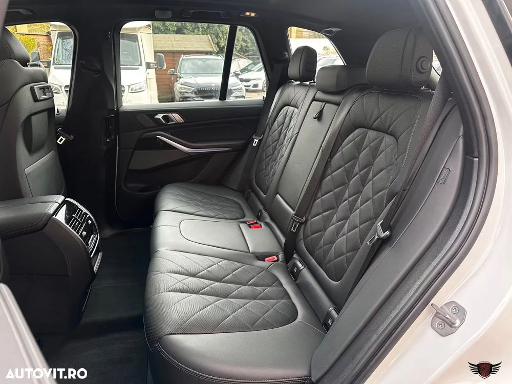 BMW X5 xDrive45e - 26