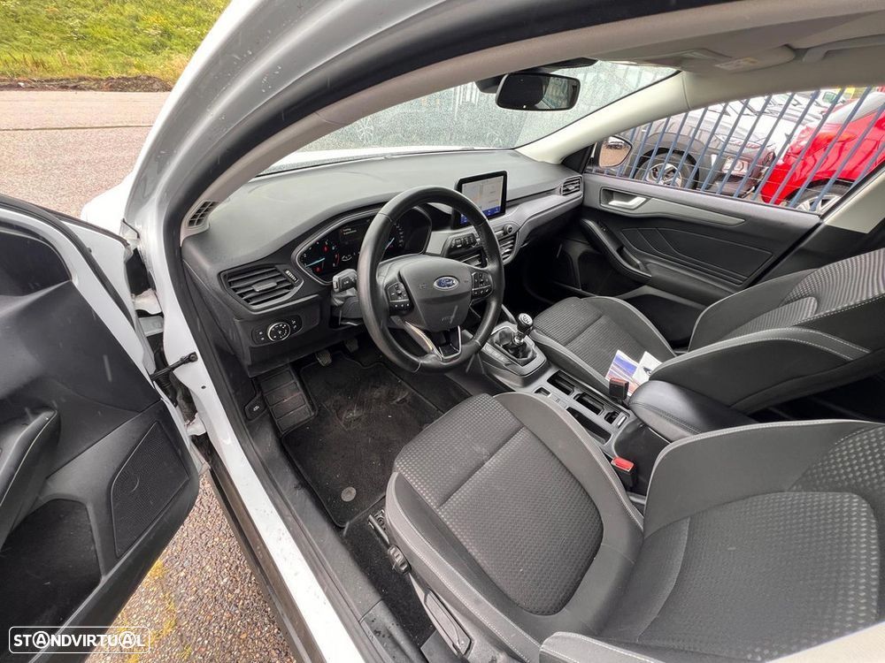 Ford Focus 1.0 EcoBoost Connected - 8