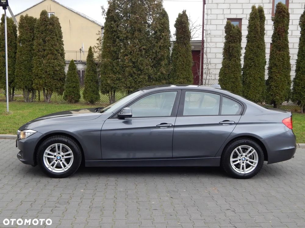 BMW Seria 3 320d Blue Performance Luxury Line - 7