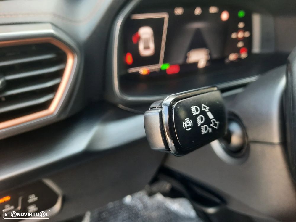 Cupra Formentor 1.4 e-Hybrid DSG - 24