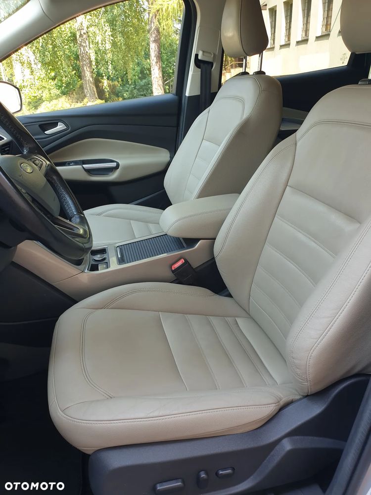 Ford Kuga 2.0 TDCi 4x4 Individual - 24