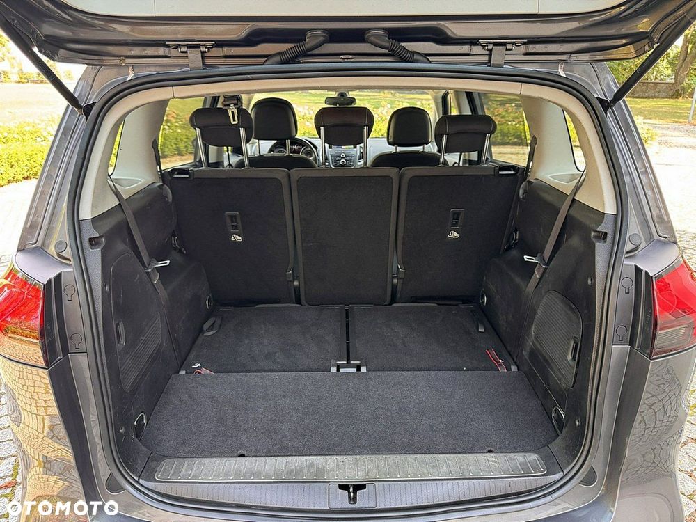 Opel Zafira - 16