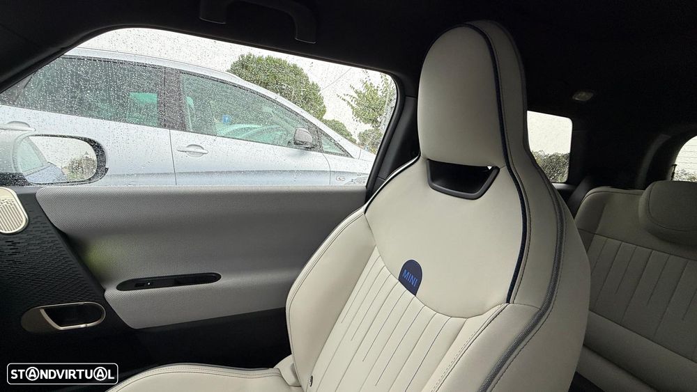 MINI 3 Portas Cooper SE Classic XL - 5