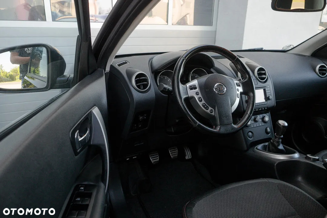 Nissan Qashqai - 11