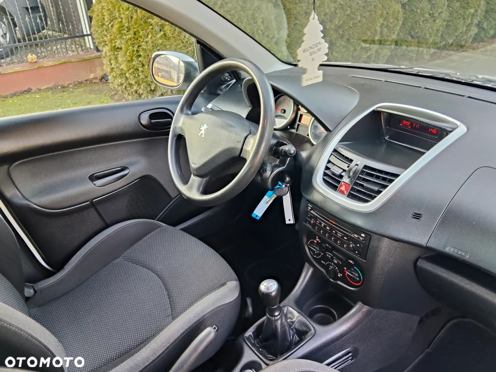 Peugeot 206 plus 75 - 35