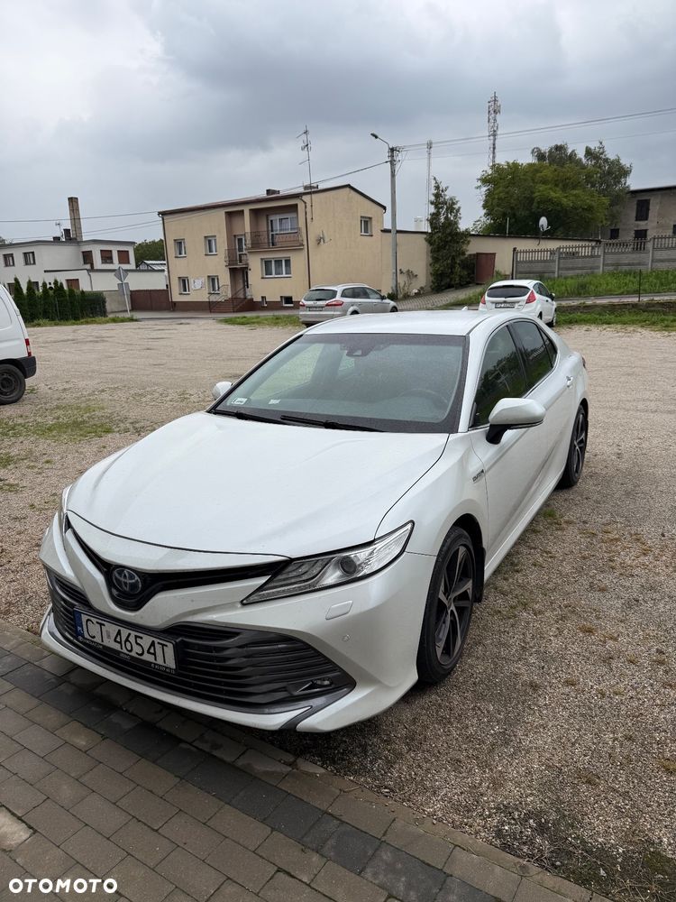 Toyota Camry 2.5 Hybrid Executive CVT - 1