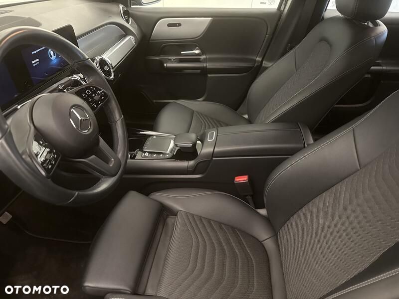 Mercedes-Benz GLB 200 7G-DCT - 11