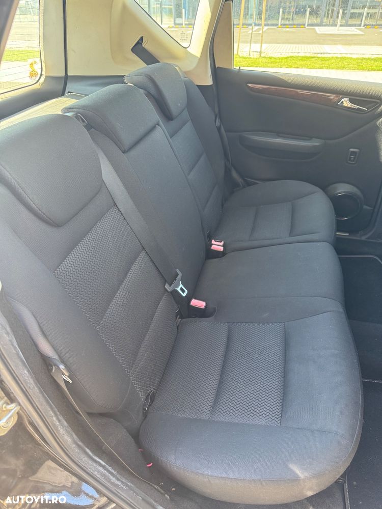 Mercedes-Benz A 170 Standard - 8