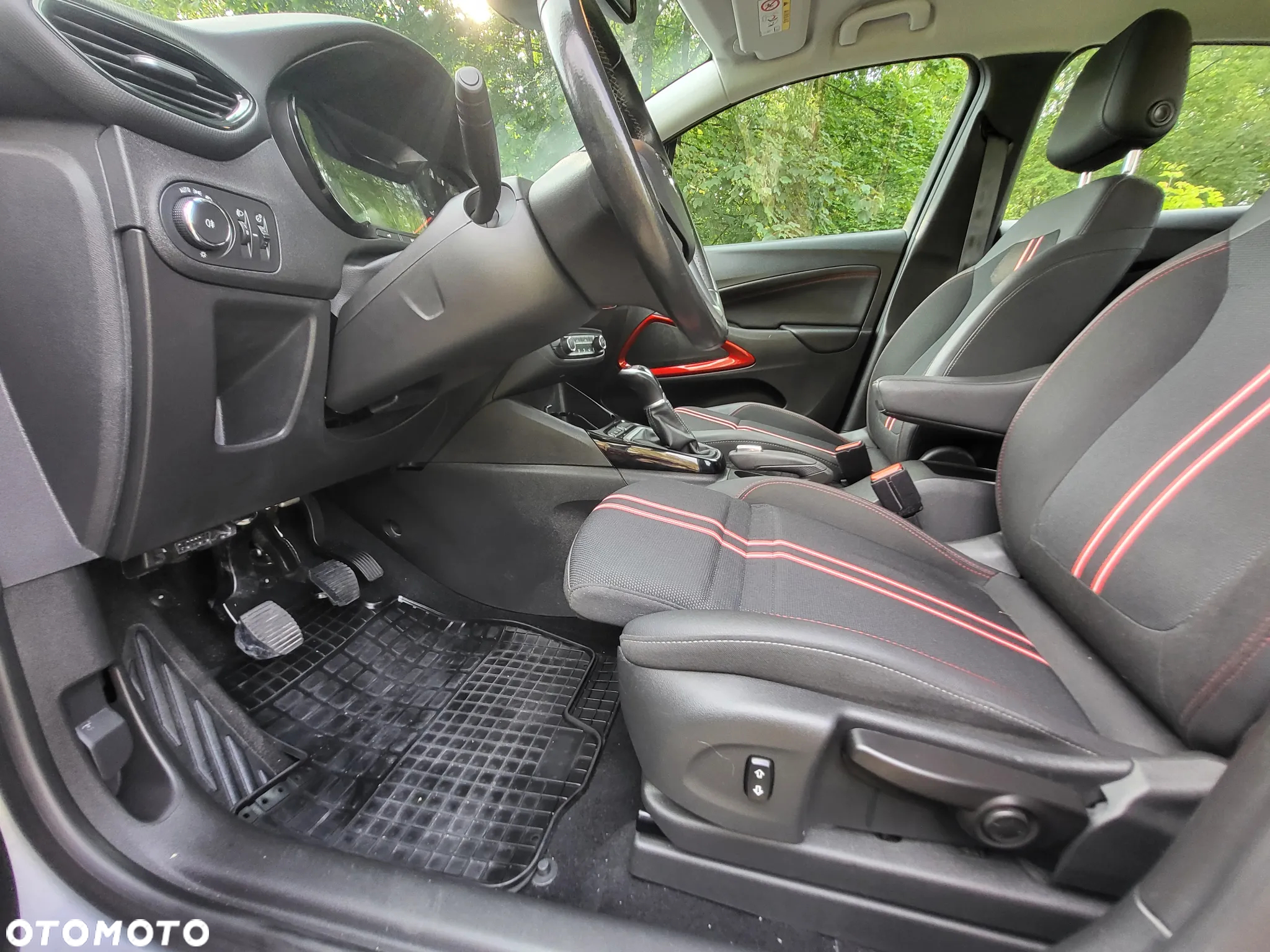 Opel Crossland 1.2 - 7