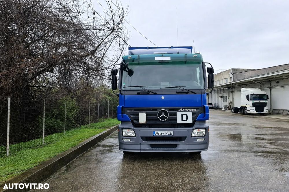 Mercedes-Benz ACTROS - 2