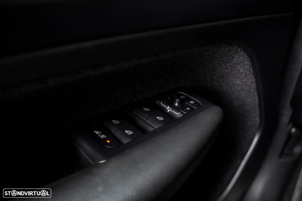 Volvo C40 Recharge Extended Range Plus - 18