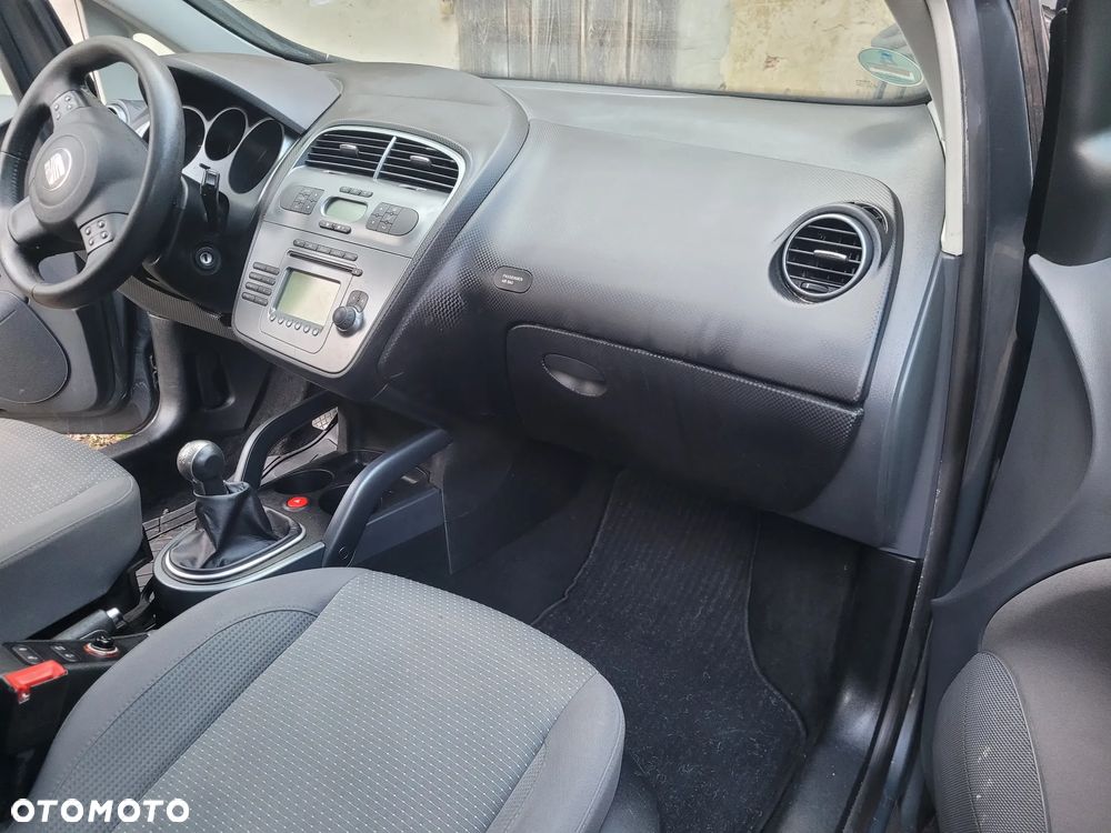 Seat Altea XL 1.6 Stylance - 8