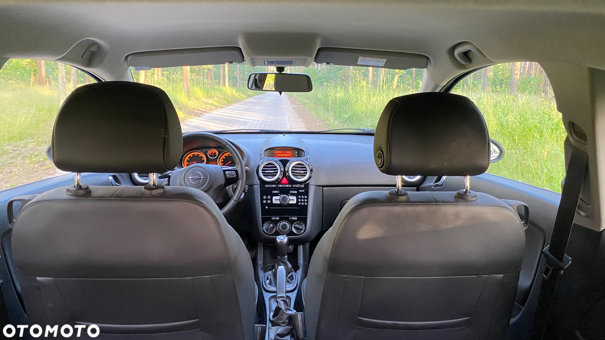 Opel Corsa 1.2 16V Color Edition - 14