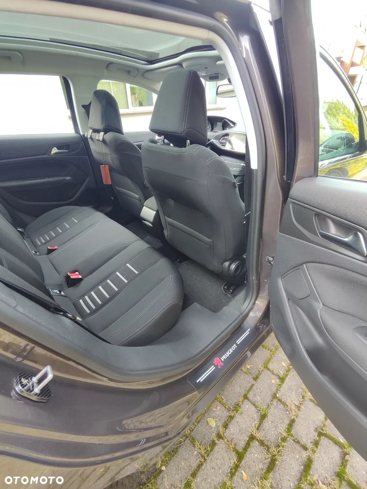 Peugeot 308 1.6 THP Allure - 27