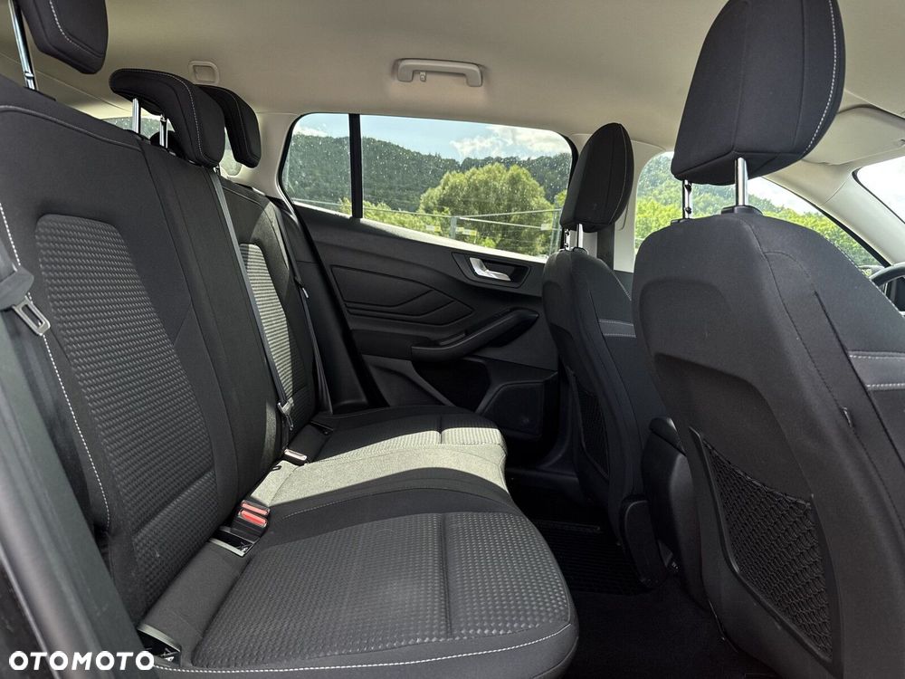 Ford Focus - 31
