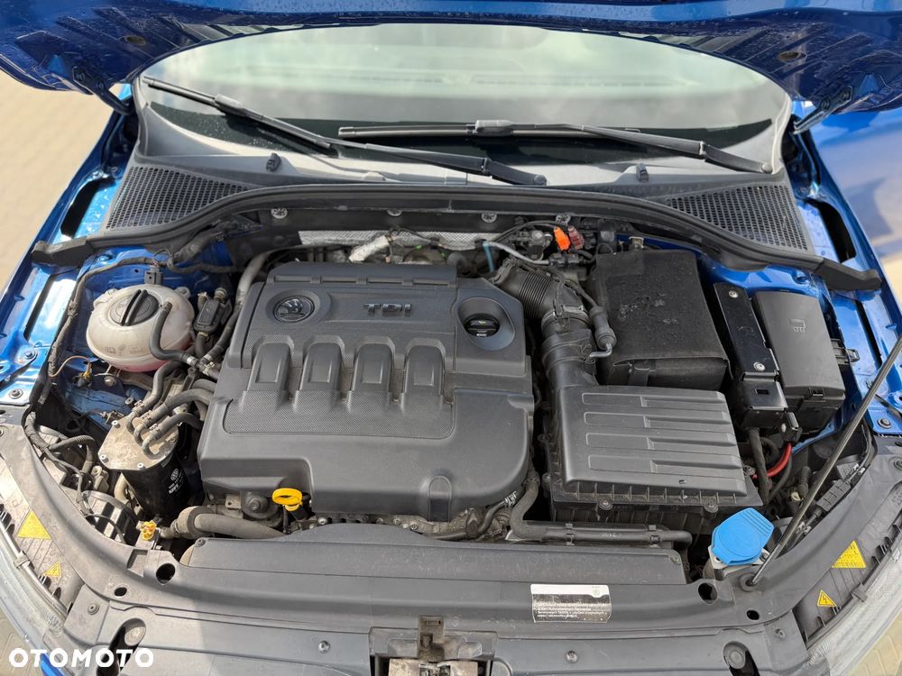 Skoda Octavia 2.0 TDI RS - 6