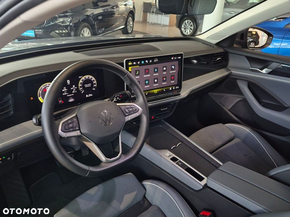 Volkswagen Passat - 19