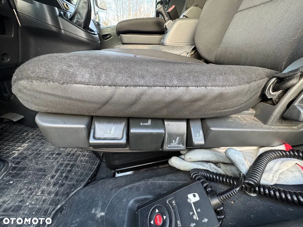 Mercedes-Benz ATEGO - 14