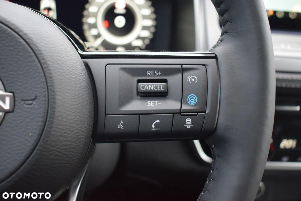 Nissan Qashqai 1.3 DIG-T mHEV N-Connecta Xtronic - 15