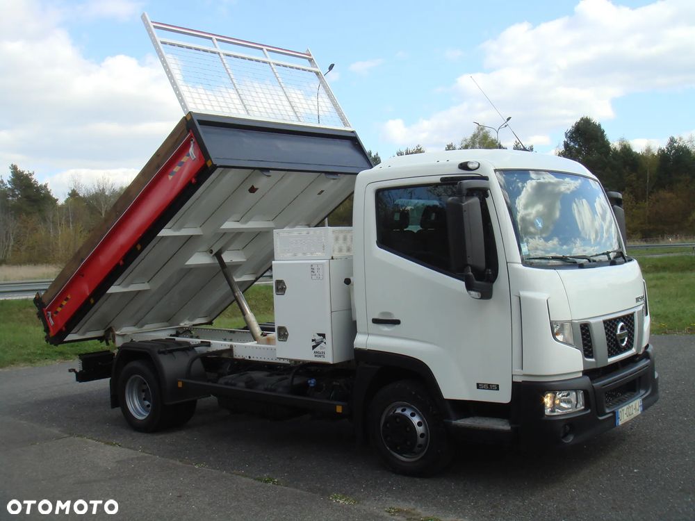 Nissan NT