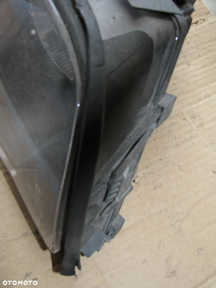 LAMPA PRZEDNIA PRAWA BMW E 46 - 9