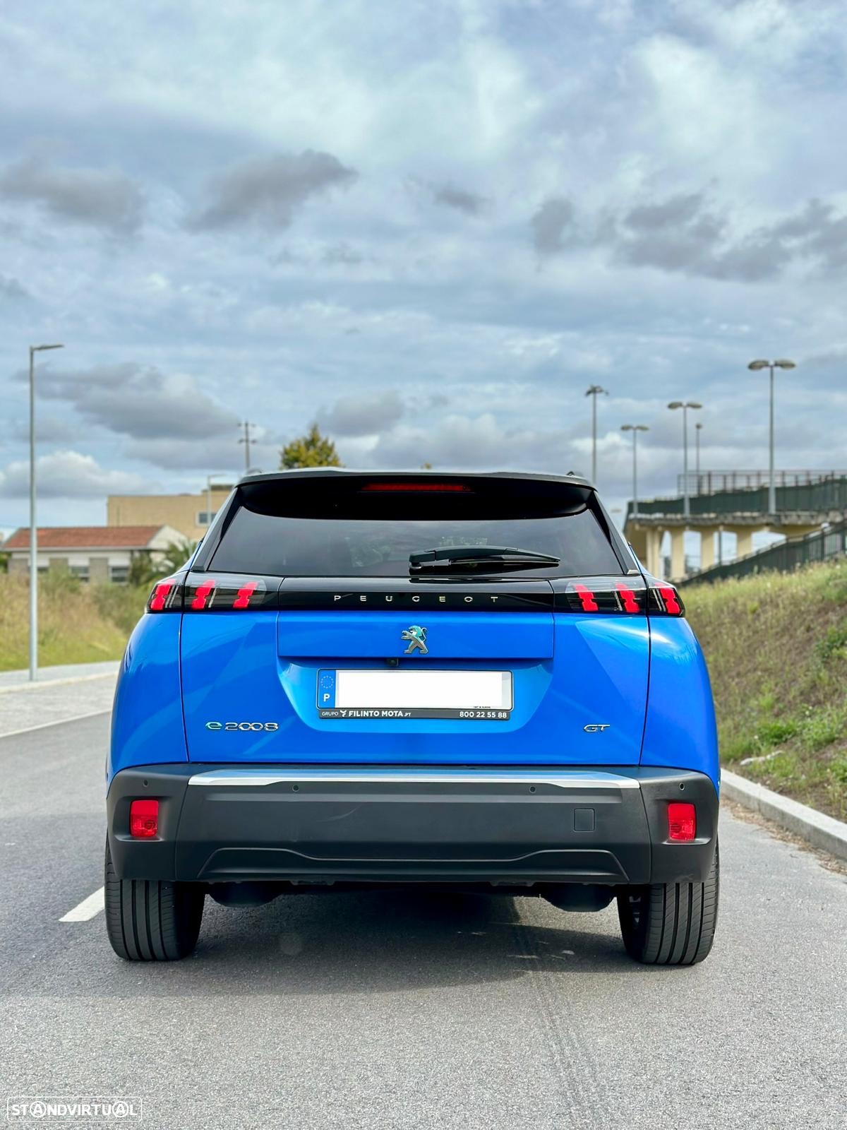 Peugeot e-2008 50 kWh GT Line - 9
