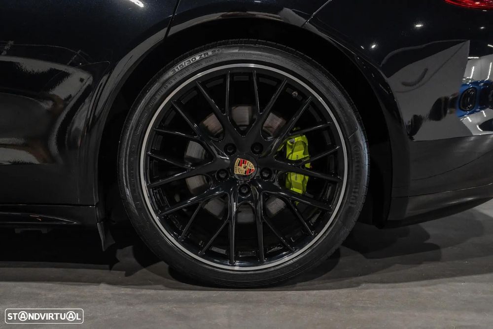 Porsche Panamera - 35