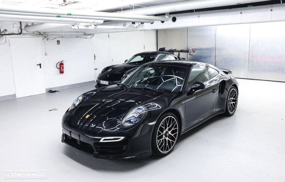 Porsche 911 (991) Turbo - 1