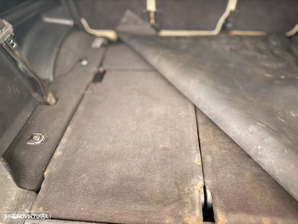 Land Rover Discovery 2.7 TD V6 HSE Auto. - 18