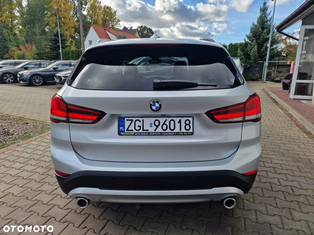 BMW X1 sDrive18d Sport Line sport - 10