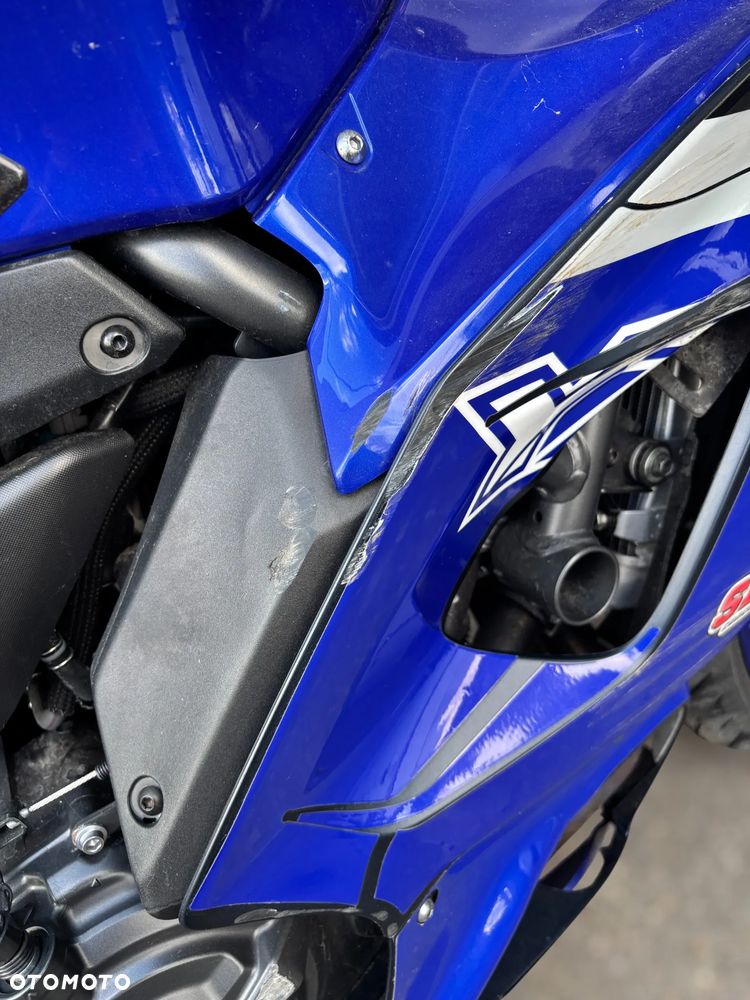 Yamaha YZF - 16