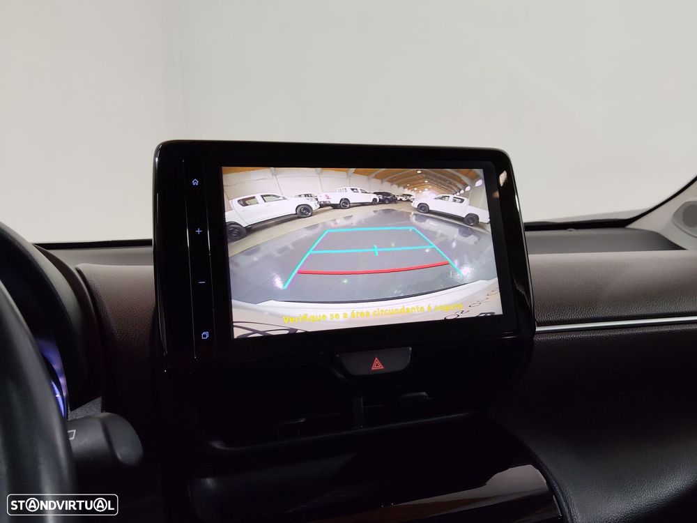 Toyota Yaris Cross 1.5 HDF Luxury - 16