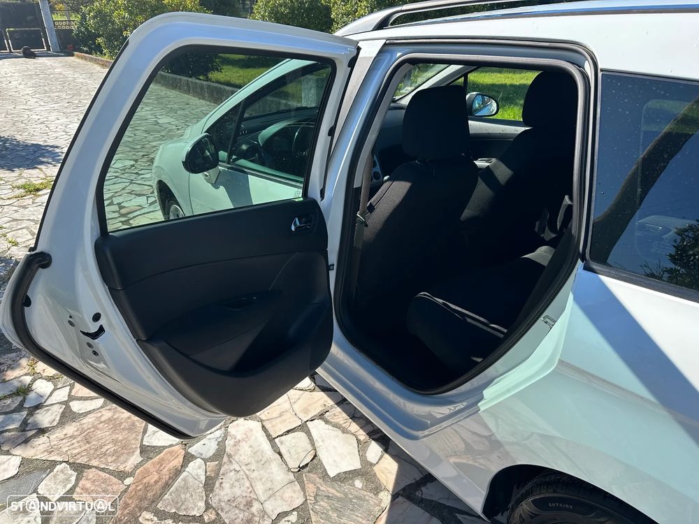 Peugeot 308 SW 1.6 HDi Sport CVM6 - 21