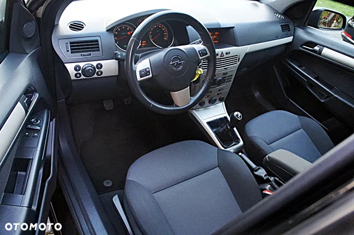 Opel Astra 1.4 Caravan Elegance - 4