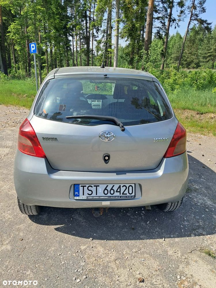 Toyota Yaris - 3