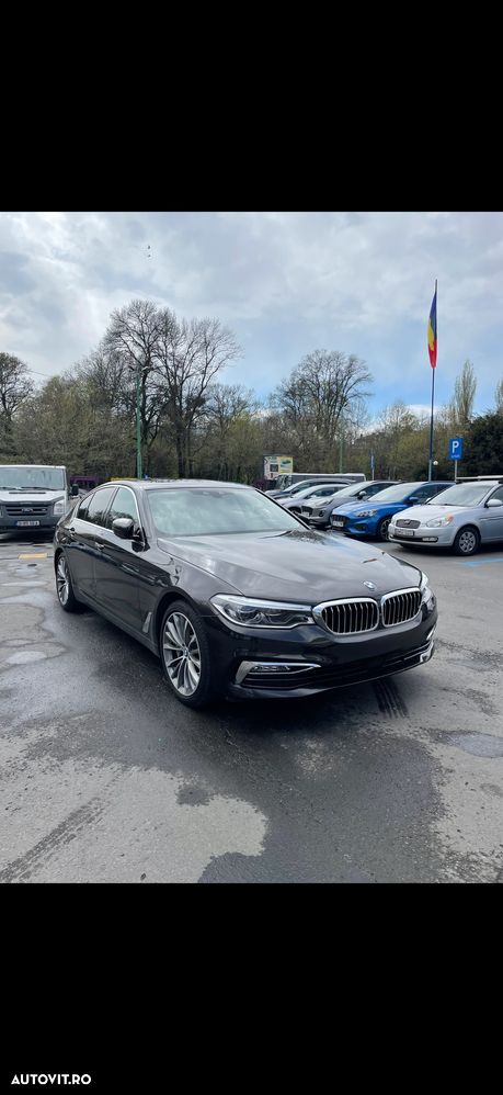 BMW Seria 5 530i Aut. Luxury Line