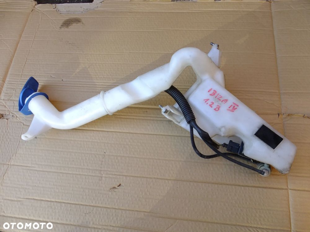 pompka zbiorniczek spryskiwaczy seat ibiza IV 2010r