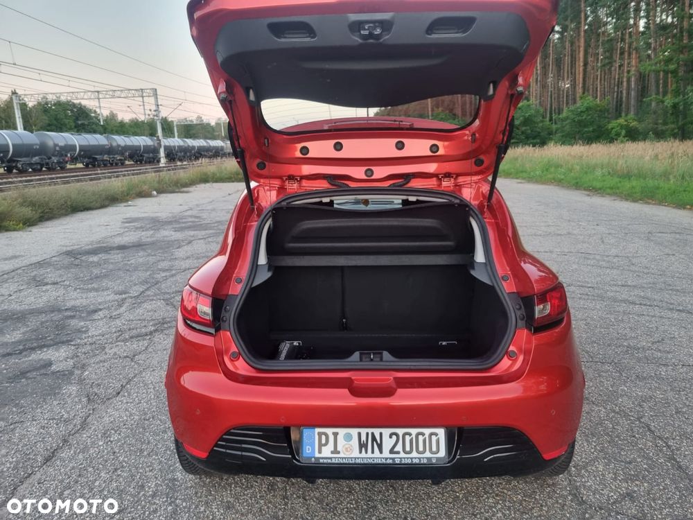 Renault Clio - 27