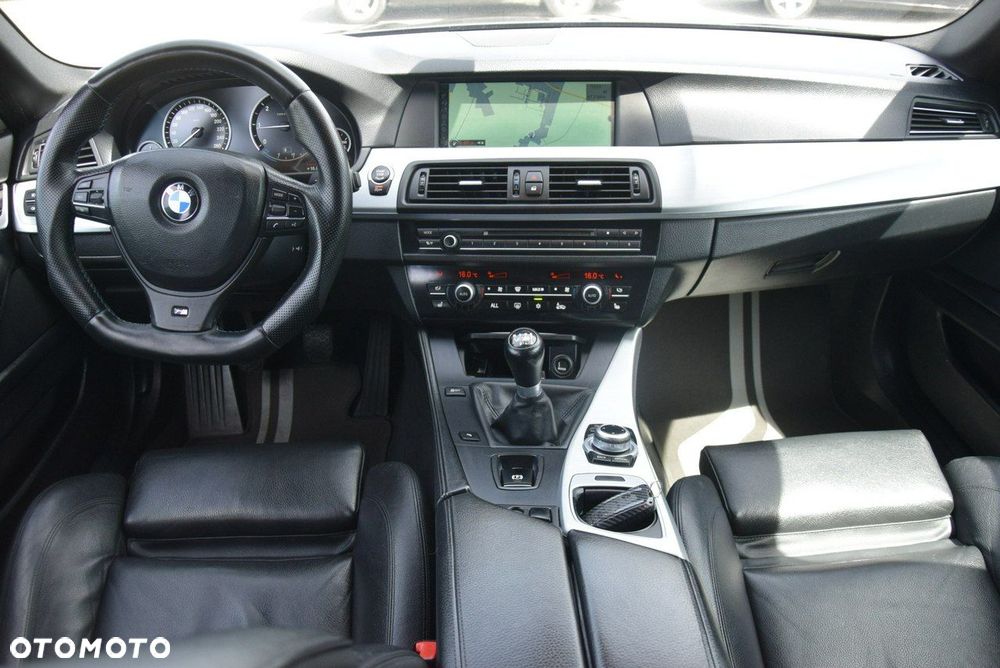 BMW Seria 5 - 32